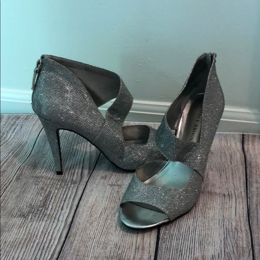 Silver sparkle high heels